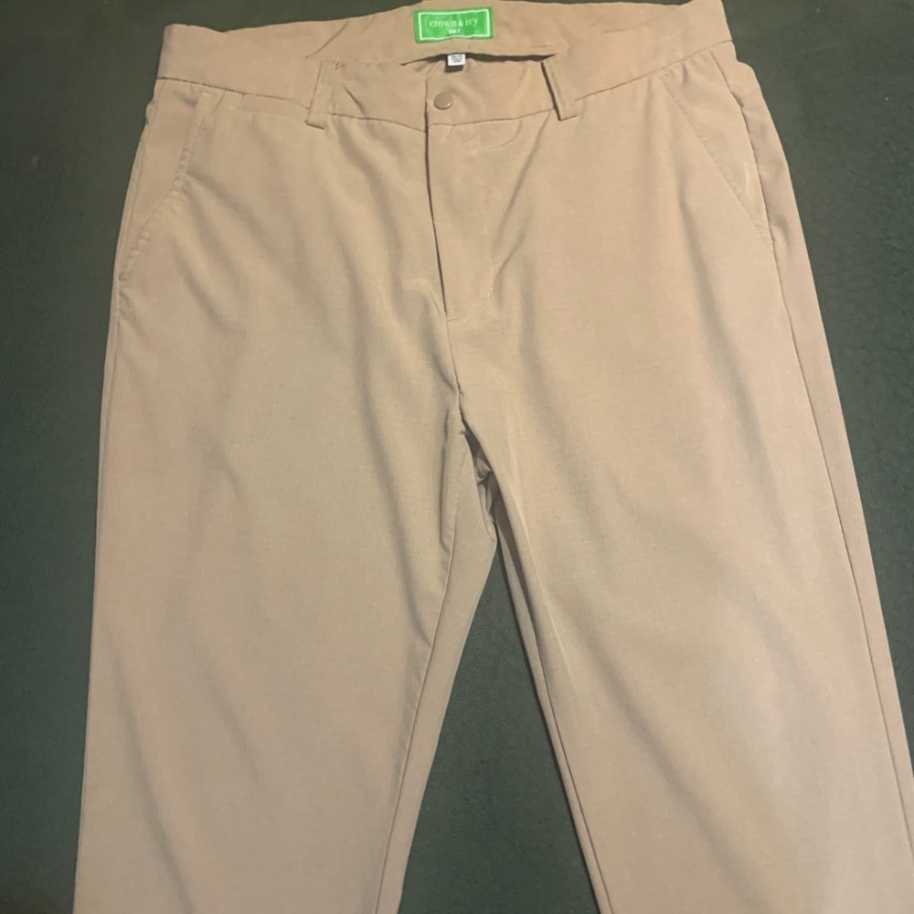 Crown & ivy men golf khaki pant size 36/32